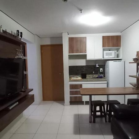 Apto Confortavel Grand Reserva Casa Da Madeira! Caldas Novas Bagian luar foto